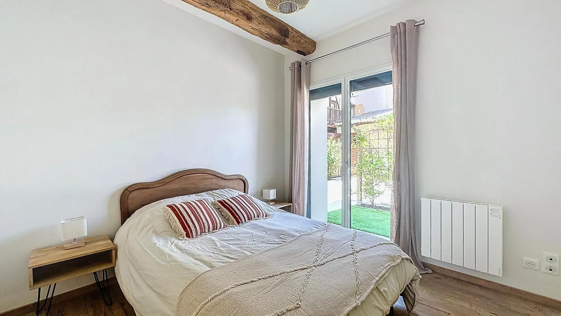 Holiday home Le Clos Fleuri Chatillon-sur-Chalaronne France